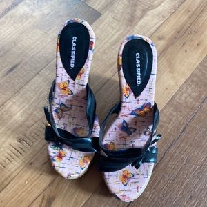 Classified butterfly wedges
